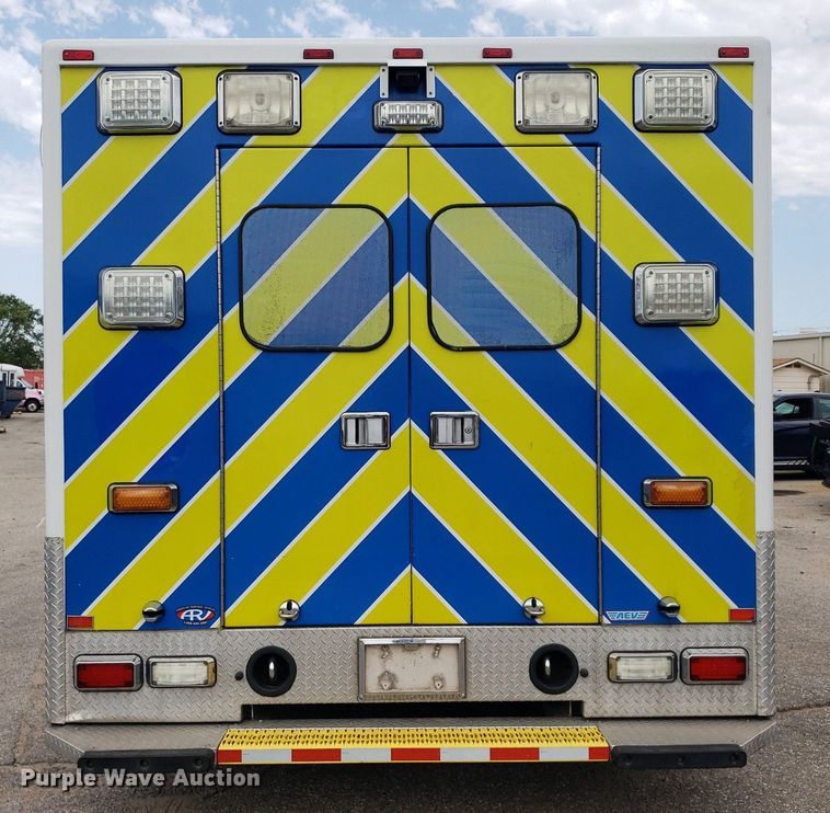 image for item DK7416 2016 Ford E450  ambulance