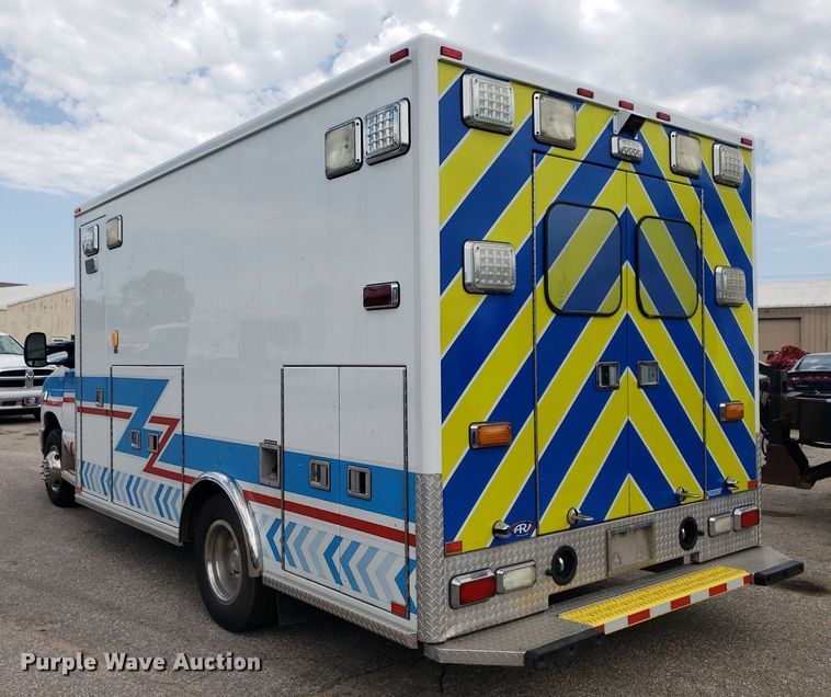 image for item DK7416 2016 Ford E450  ambulance