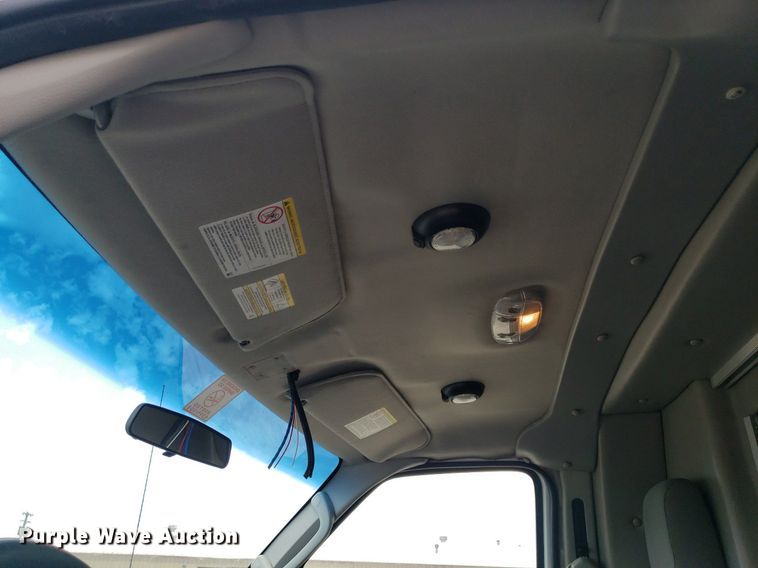 image for item DK7416 2016 Ford E450  ambulance