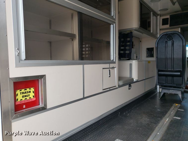 image for item DK7416 2016 Ford E450  ambulance