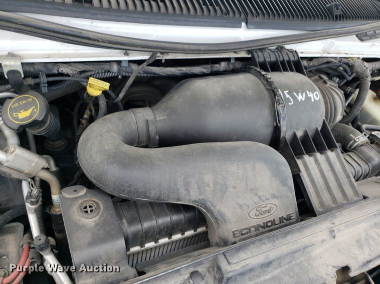 image for item DK7416 2016 Ford E450  ambulance