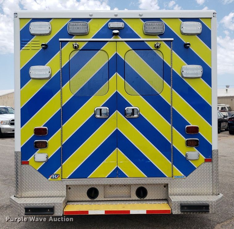 image for item DK7417 2016 Ford E450  ambulance