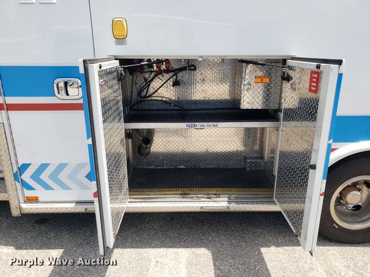 image for item DK7417 2016 Ford E450  ambulance