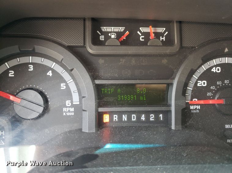 image for item DK7417 2016 Ford E450  ambulance