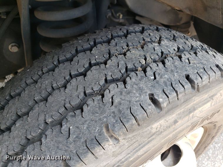 image for item DK7417 2016 Ford E450  ambulance