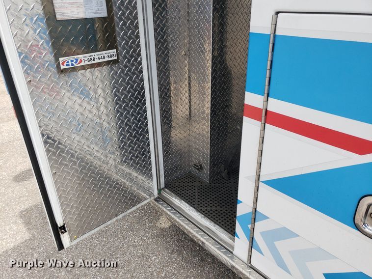 image for item DK7418 2016 Ford E450  ambulance