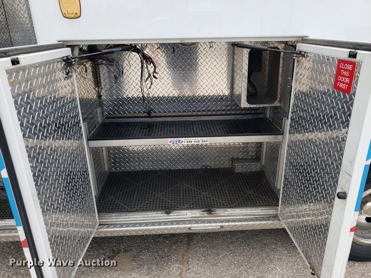 image for item DK7418 2016 Ford E450  ambulance