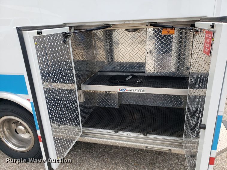 image for item DK7418 2016 Ford E450  ambulance