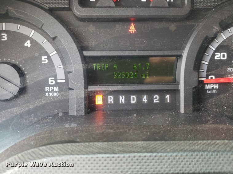 image for item DK7418 2016 Ford E450  ambulance