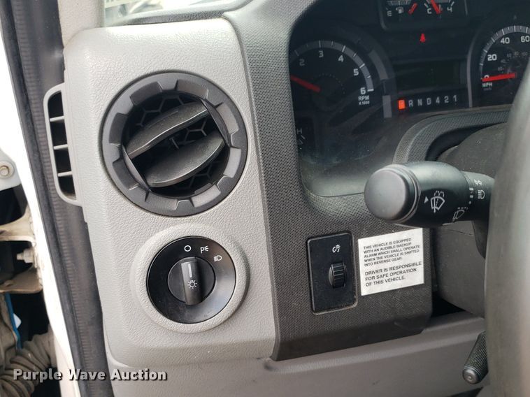 image for item DK7418 2016 Ford E450  ambulance