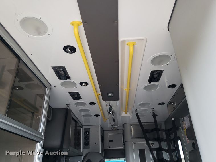 image for item DK7418 2016 Ford E450  ambulance