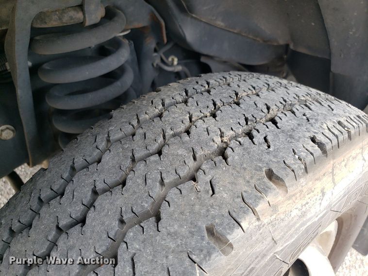 image for item DK7418 2016 Ford E450  ambulance