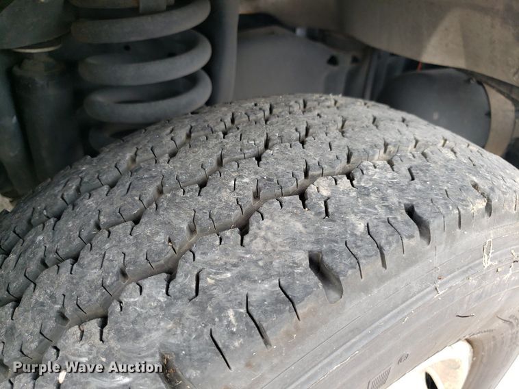 image for item DK7418 2016 Ford E450  ambulance