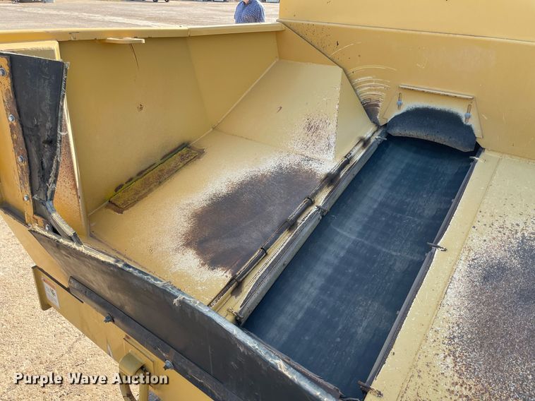 image for item DM0309 2007 Etnyre Quad  chip spreader