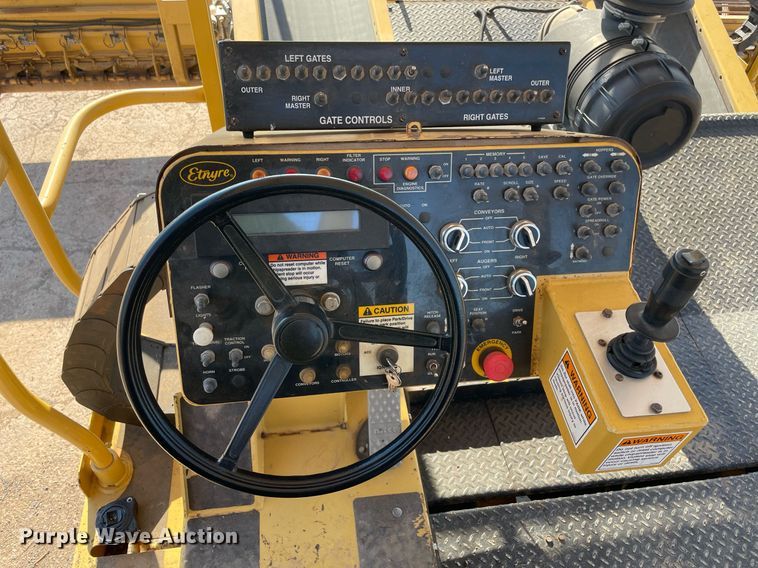 image for item DM0309 2007 Etnyre Quad  chip spreader