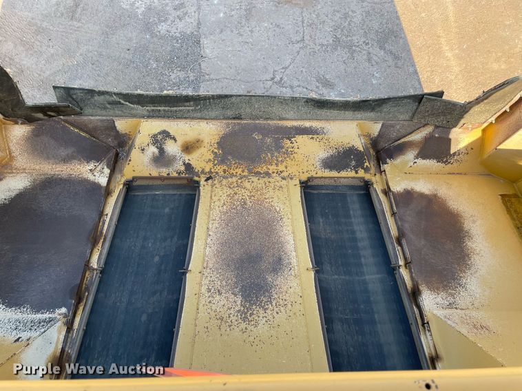 image for item DM0309 2007 Etnyre Quad  chip spreader