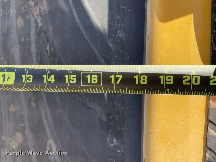 image for item DM0309 2007 Etnyre Quad  chip spreader