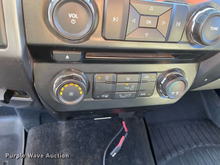 image for item DM0310 2015 Ford F150  SuperCrew pickup truck