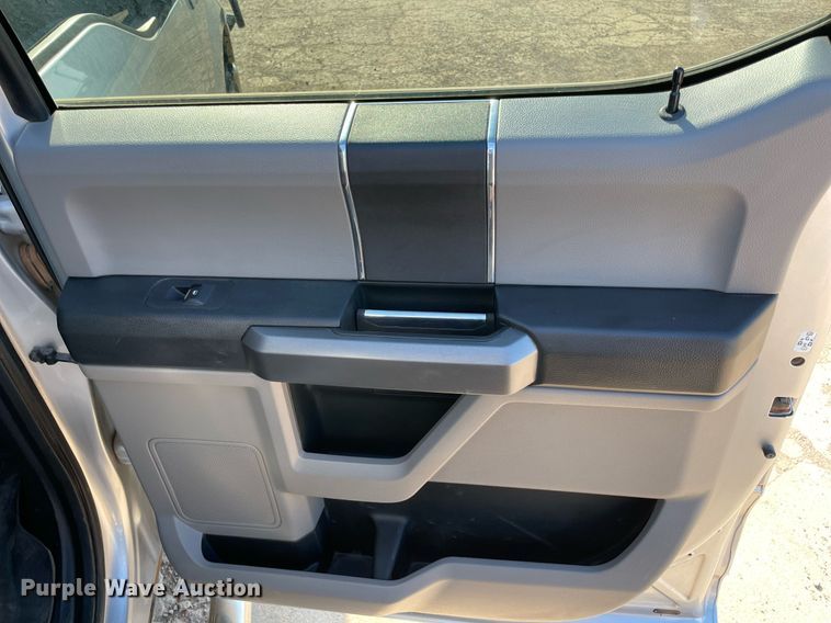 image for item DM0310 2015 Ford F150  SuperCrew pickup truck