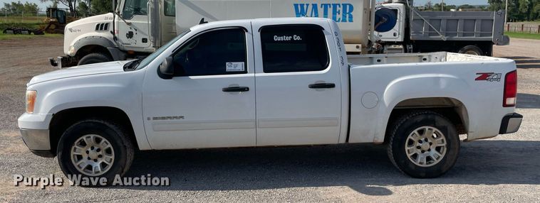 image for item DM0311 2007 GMC Sierra 1500  Crew Cab pickup truck