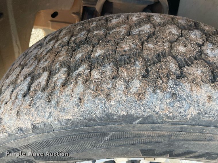 image for item DM0311 2007 GMC Sierra 1500  Crew Cab pickup truck