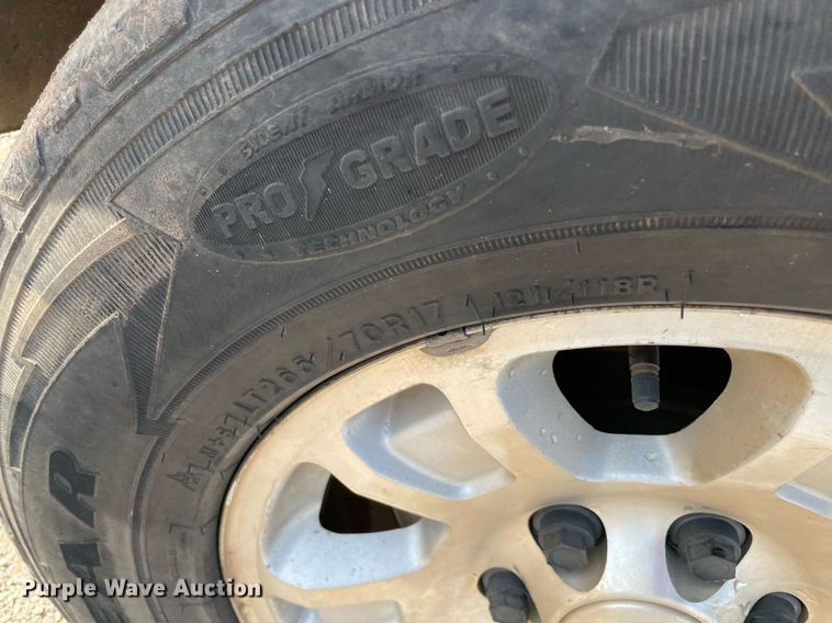 image for item DM0311 2007 GMC Sierra 1500  Crew Cab pickup truck