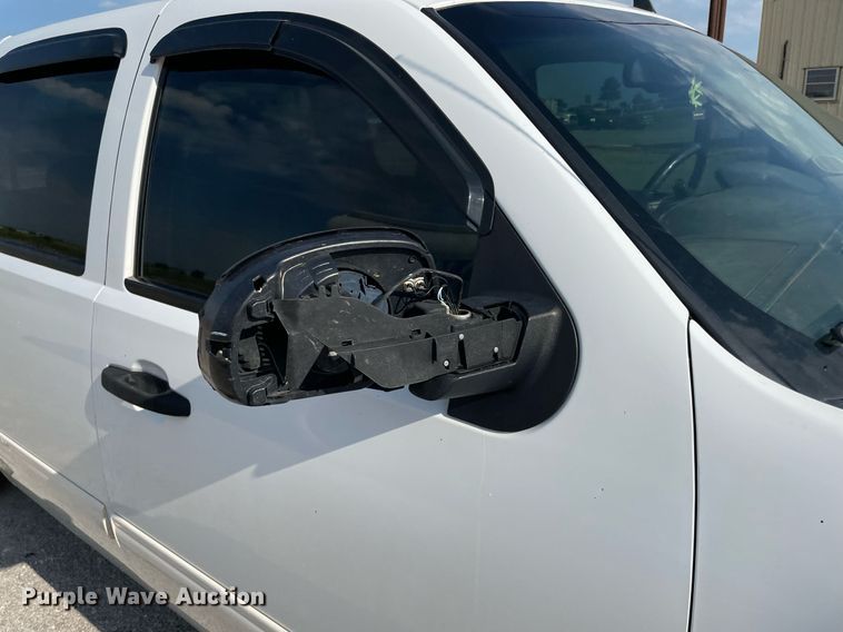 image for item DM0311 2007 GMC Sierra 1500  Crew Cab pickup truck