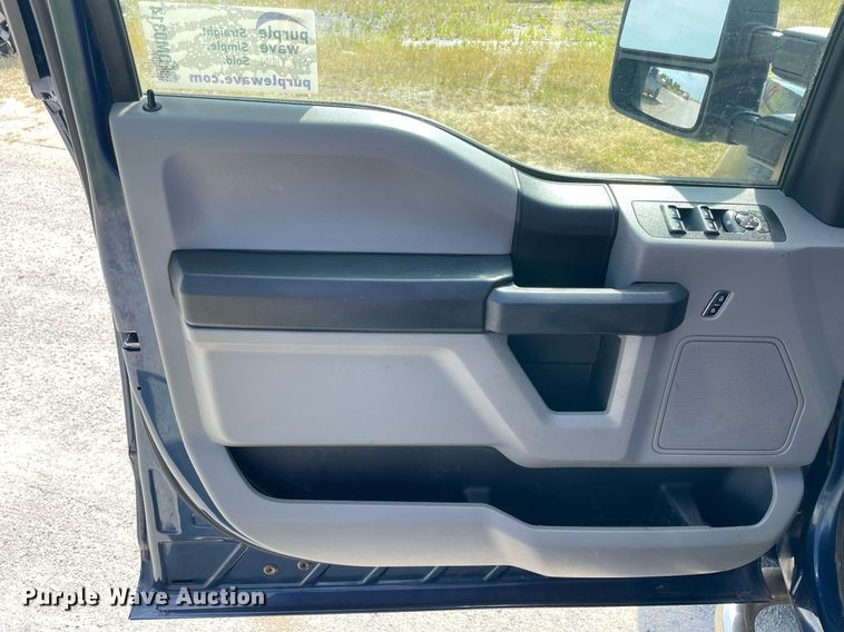 image for item DM0314 2019 Ford F150  SuperCrew pickup truck