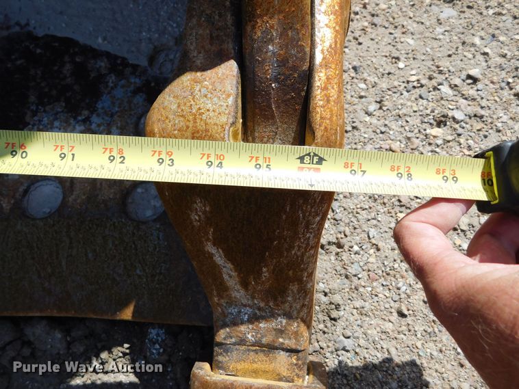 image for item DM2589 1975 Caterpillar 977L  track loader