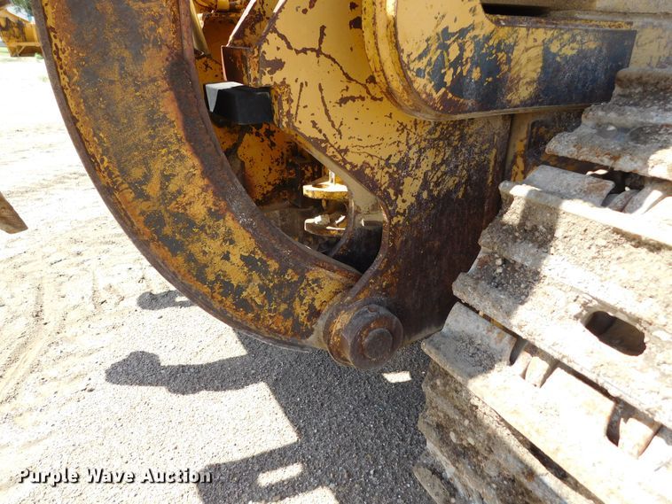 image for item DM2589 1975 Caterpillar 977L  track loader