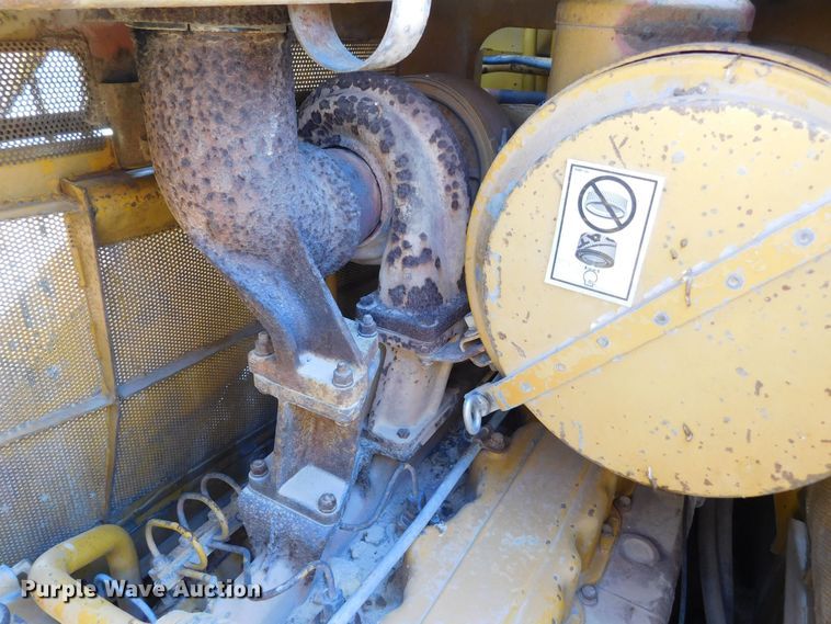 image for item DM2589 1975 Caterpillar 977L  track loader