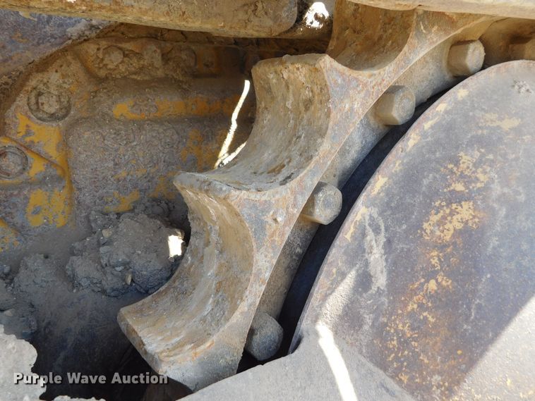 image for item DM2589 1975 Caterpillar 977L  track loader