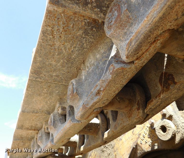 image for item DM2589 1975 Caterpillar 977L  track loader