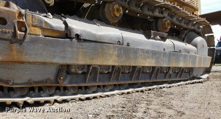 image for item DM2589 1975 Caterpillar 977L  track loader