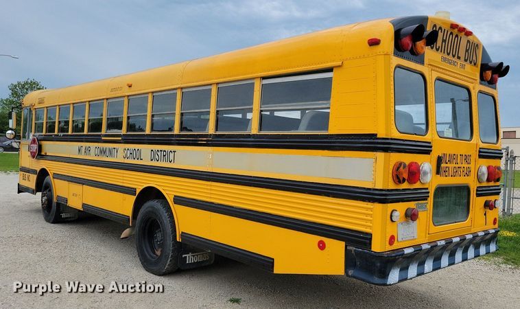 image for item DN4015 1997 Thomas Built 1118S  school bus