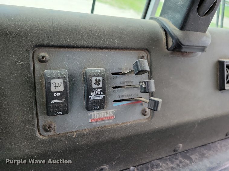 image for item DN4015 1997 Thomas Built 1118S  school bus