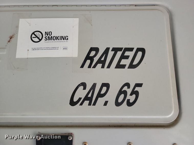 image for item DN4015 1997 Thomas Built 1118S  school bus