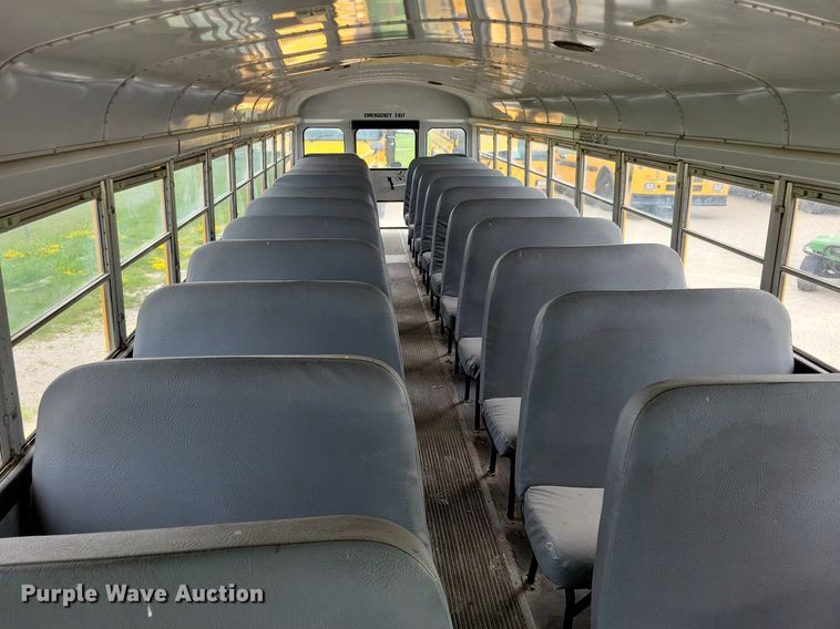 image for item DN4015 1997 Thomas Built 1118S  school bus