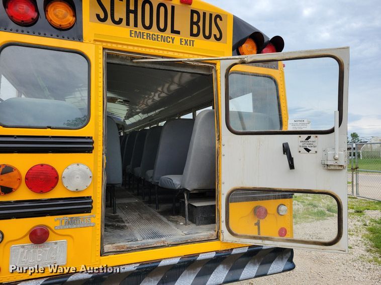 image for item DN4015 1997 Thomas Built 1118S  school bus