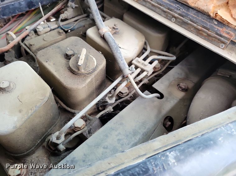 image for item DN4015 1997 Thomas Built 1118S  school bus