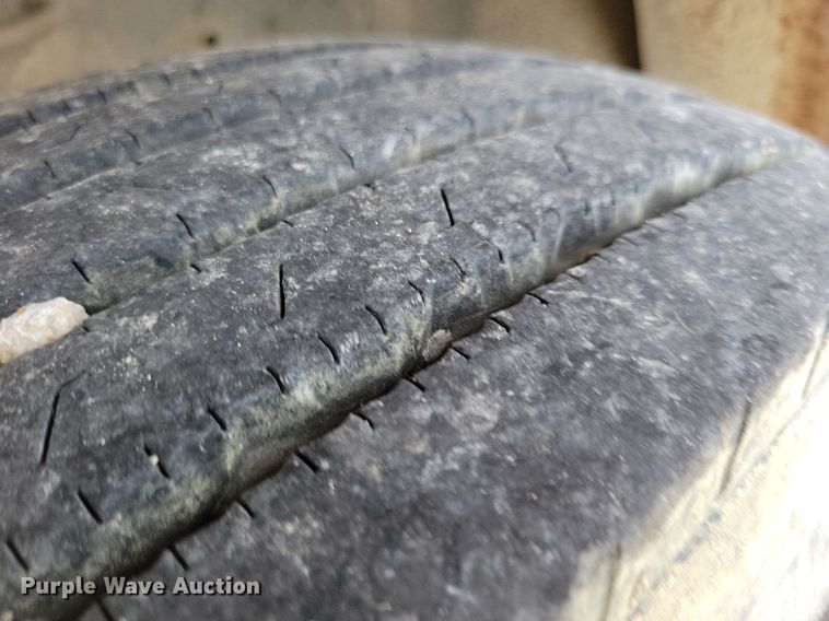 image for item DN4015 1997 Thomas Built 1118S  school bus