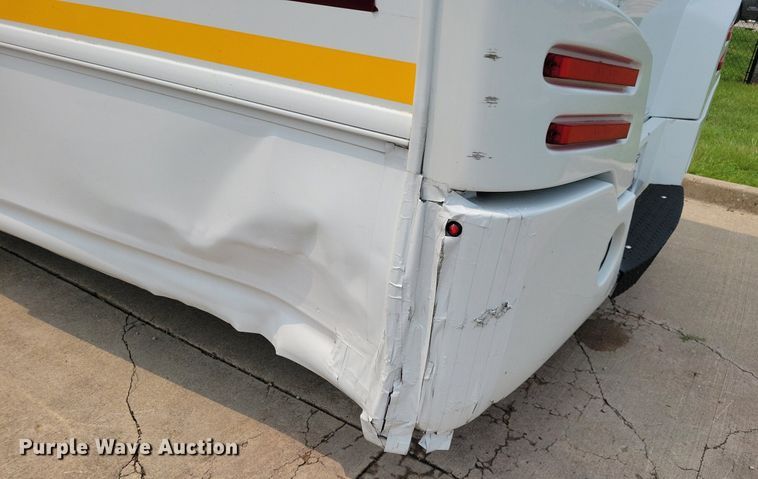 image for item DN4016 2015 Ford F650 Super Duty XLT  coach bus