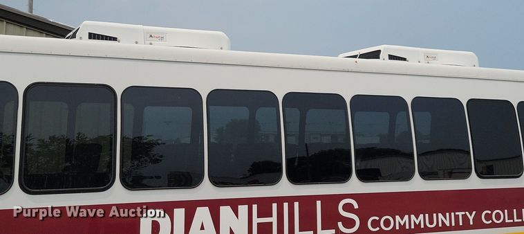 image for item DN4016 2015 Ford F650 Super Duty XLT  coach bus