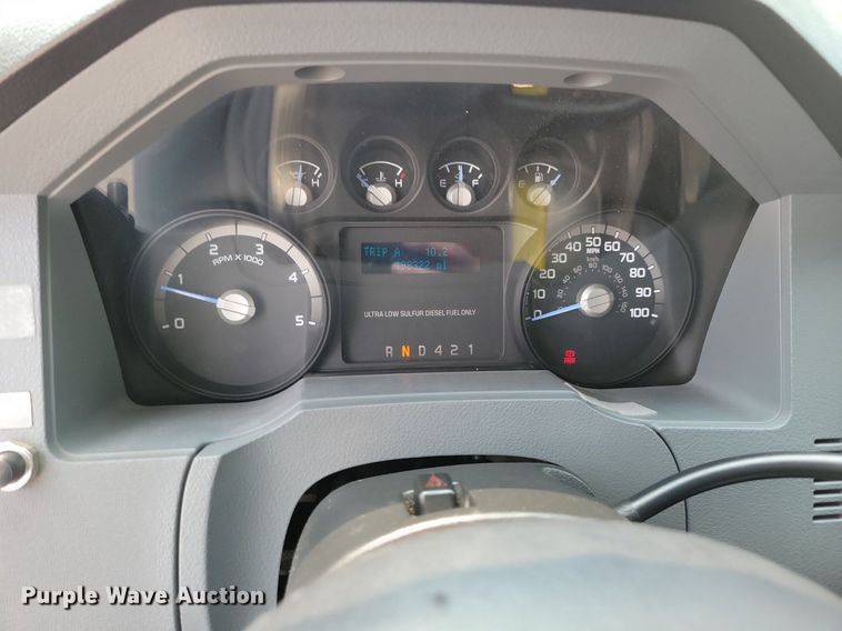 image for item DN4016 2015 Ford F650 Super Duty XLT  coach bus