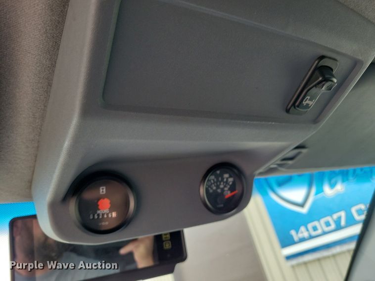 image for item DN4016 2015 Ford F650 Super Duty XLT  coach bus