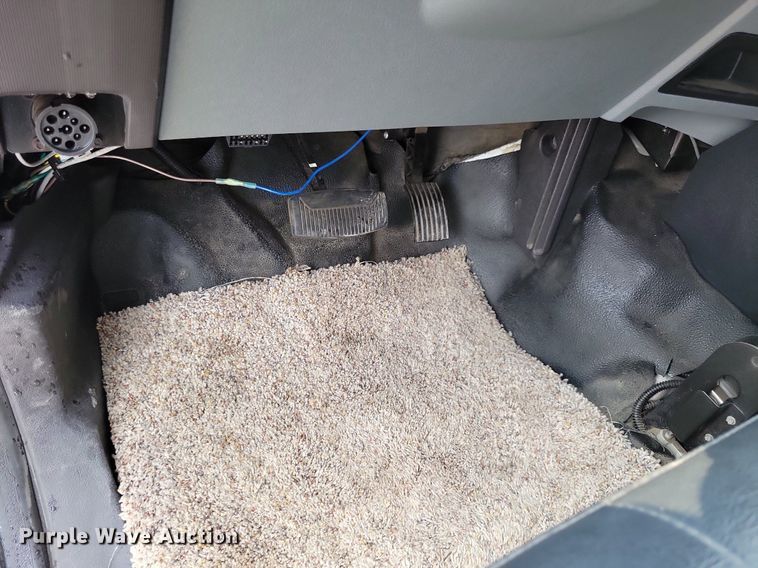 image for item DN4016 2015 Ford F650 Super Duty XLT  coach bus