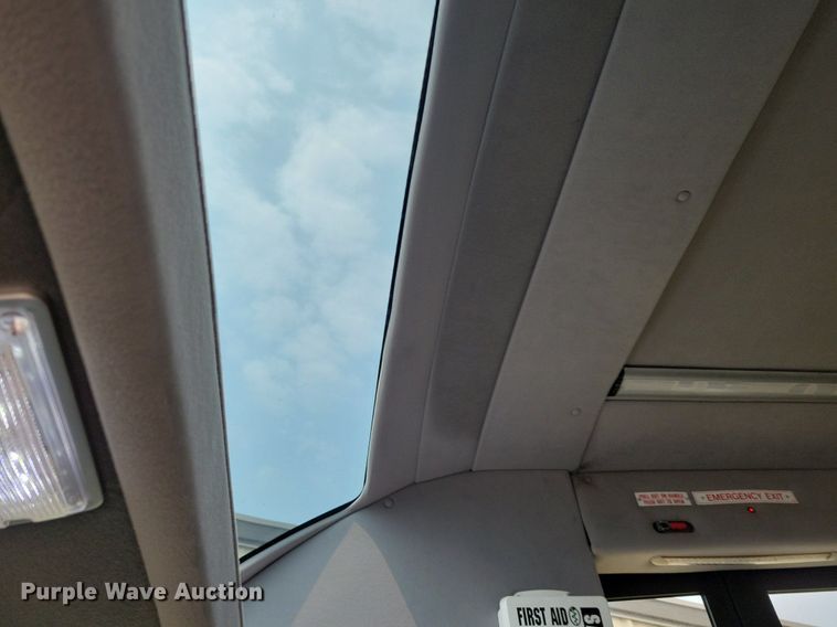 image for item DN4016 2015 Ford F650 Super Duty XLT  coach bus