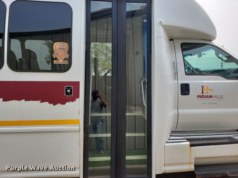 image for item DN4016 2015 Ford F650 Super Duty XLT  coach bus