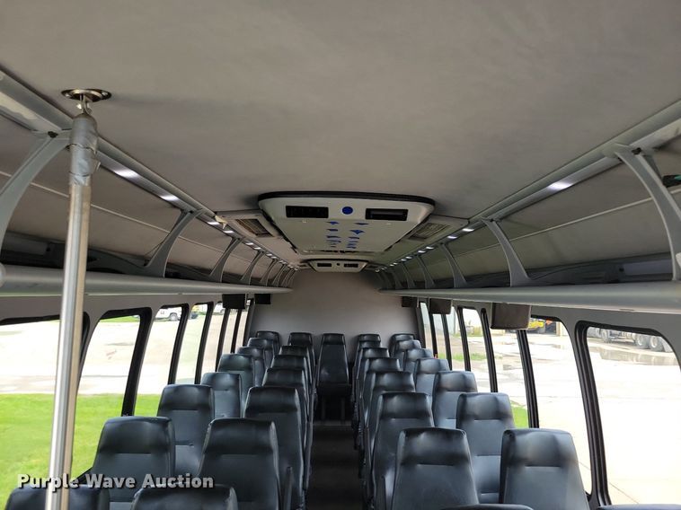 image for item DN4016 2015 Ford F650 Super Duty XLT  coach bus