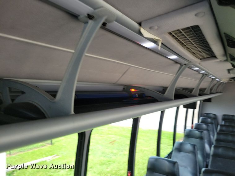 image for item DN4016 2015 Ford F650 Super Duty XLT  coach bus